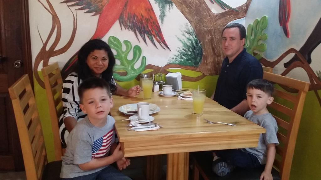 Apart Hotel Pico Bonito La Ceiba Zewnętrze zdjęcie