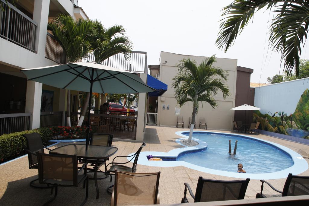 Apart Hotel Pico Bonito La Ceiba Zewnętrze zdjęcie