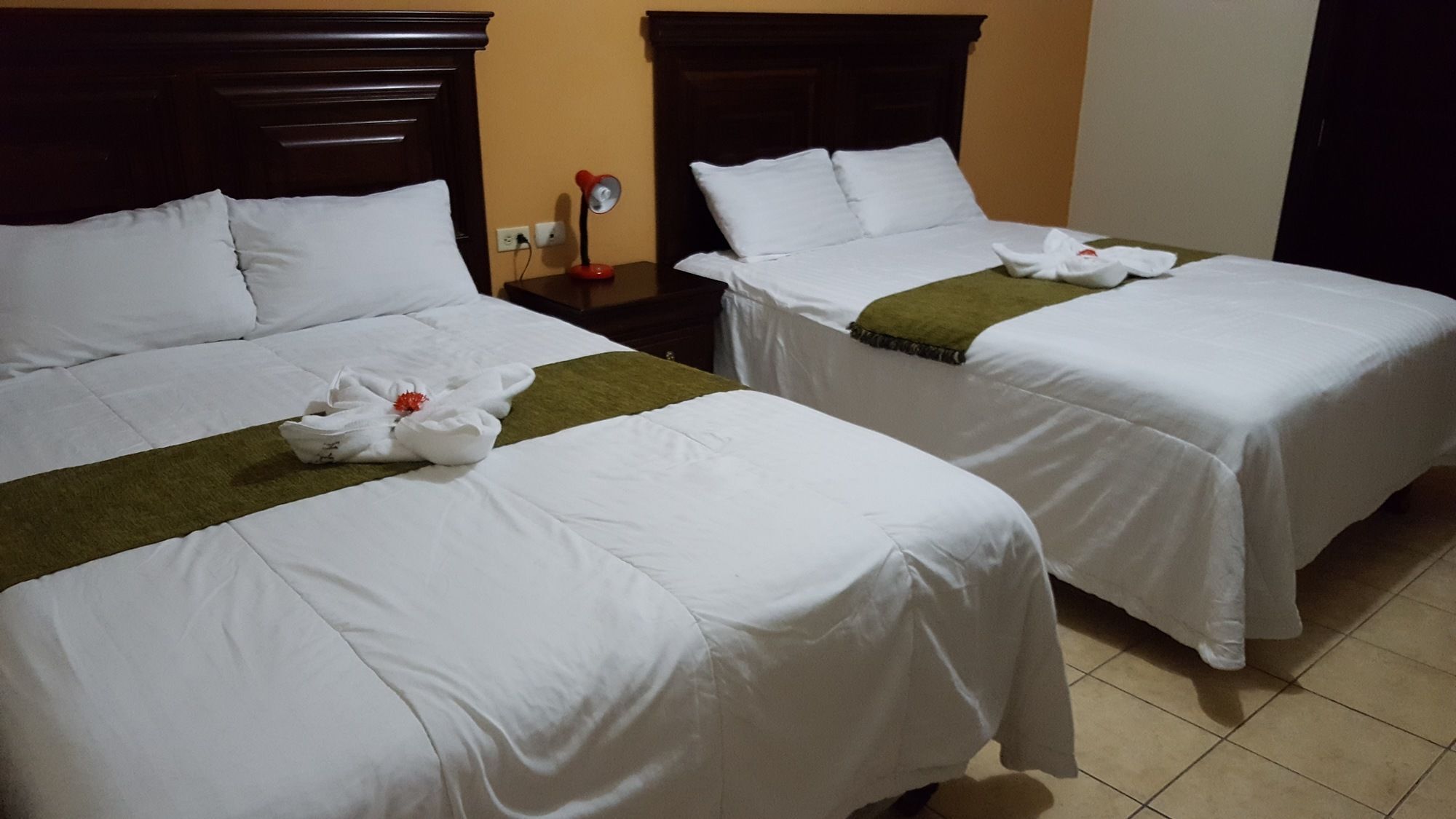 Apart Hotel Pico Bonito La Ceiba Zewnętrze zdjęcie